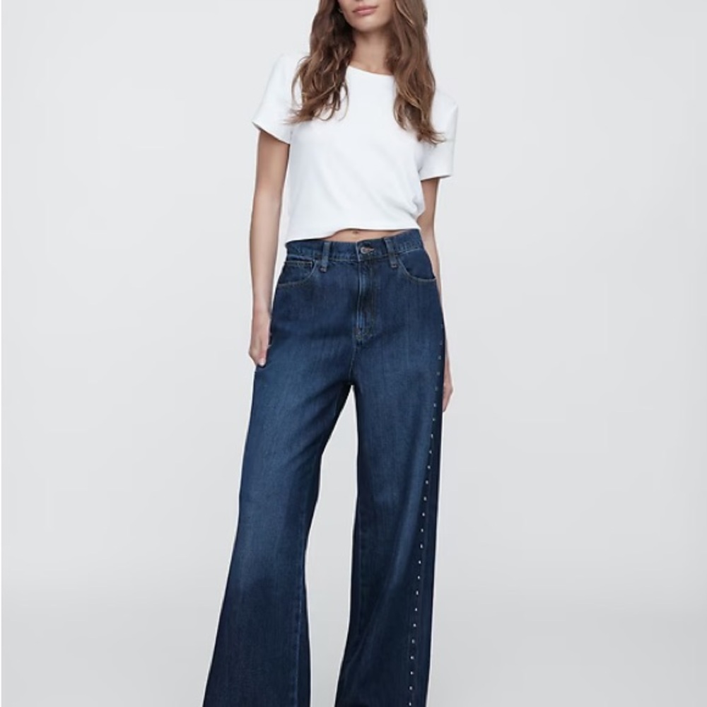 GAP Women’s Supersoft Wide Leg Jeans